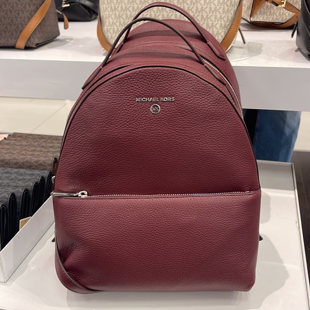 Michael Kors Women's Valerie Medium Pebbled Leather Backpack Merlot 
NWT - Picture 3 of 16